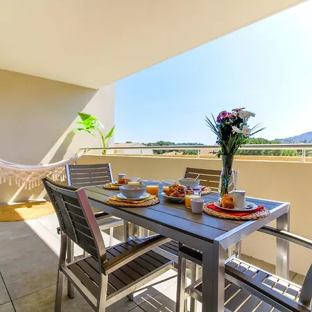 Select So Home: Magnifique Avec Piscine Apartment *