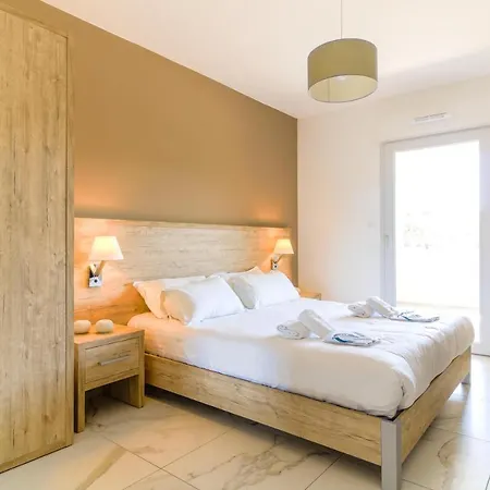 Select So Home: Magnifique Avec Piscine *